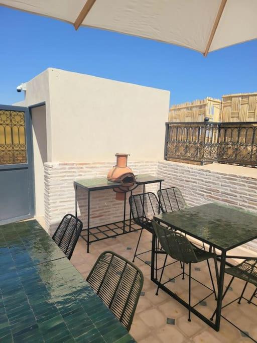 Riad Isahiac Avec Piscine En Exclusivite Marrakesh Eksteriør billede