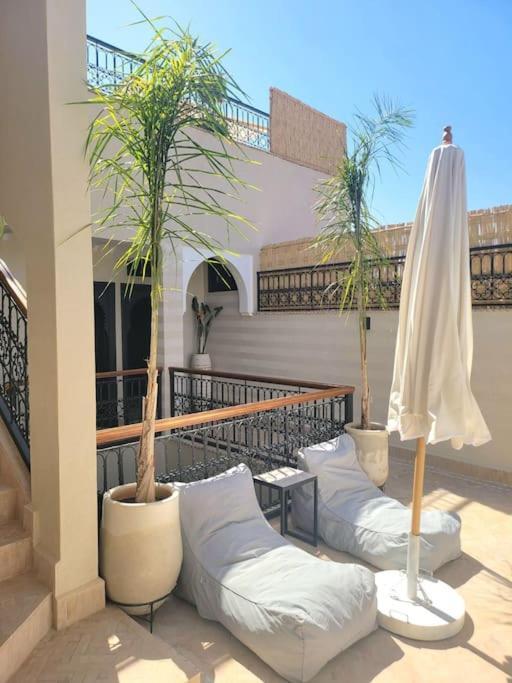 Riad Isahiac Avec Piscine En Exclusivite Marrakesh Eksteriør billede