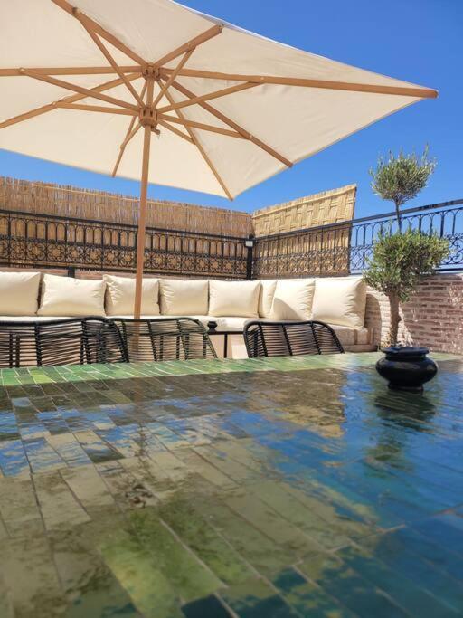 Riad Isahiac Avec Piscine En Exclusivite Marrakesh Eksteriør billede