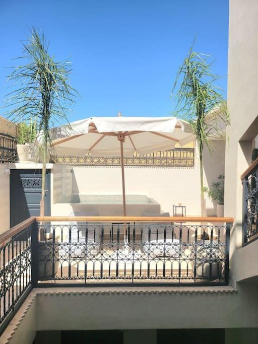 Riad Isahiac Avec Piscine En Exclusivite Marrakesh Eksteriør billede