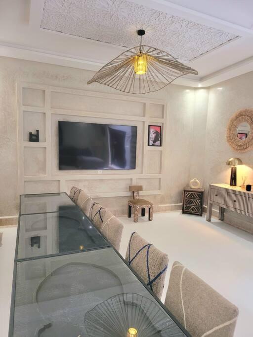 Riad Isahiac Avec Piscine En Exclusivite Marrakesh Eksteriør billede